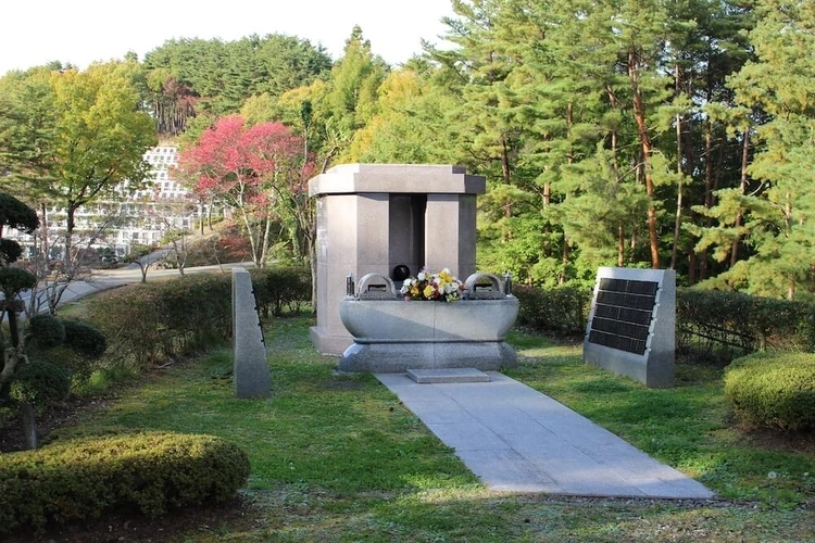 上水内郡飯綱町 長野市霊園（浅川霊園）