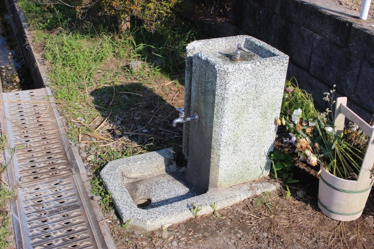 小牧山霊園 水汲み場の写真