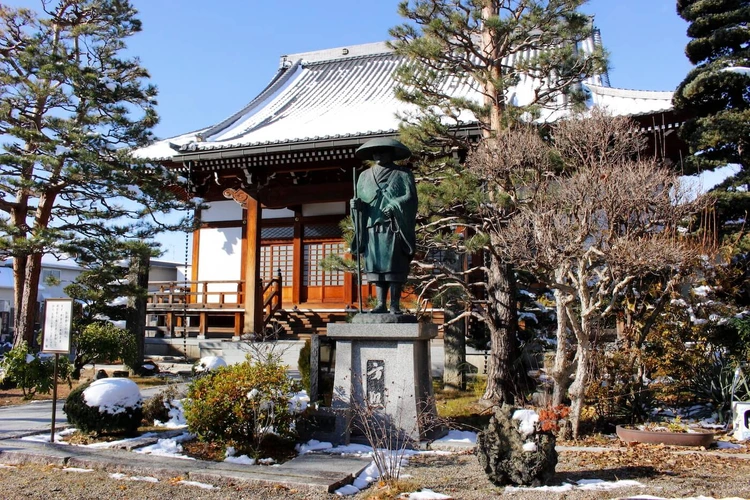 上水内郡飯綱町 常福寺墓地