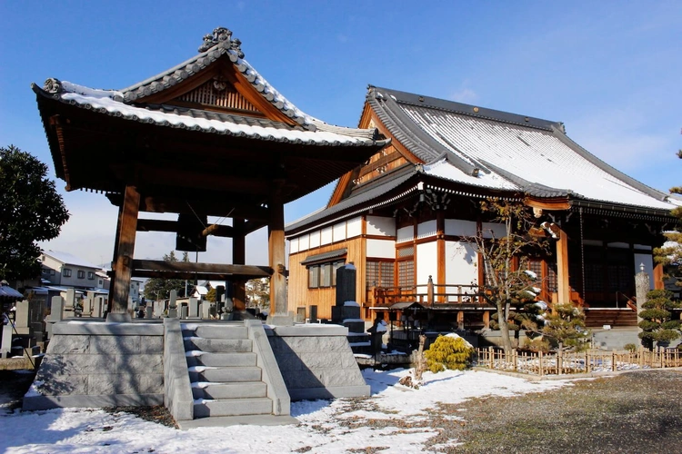 上水内郡飯綱町 常福寺墓地