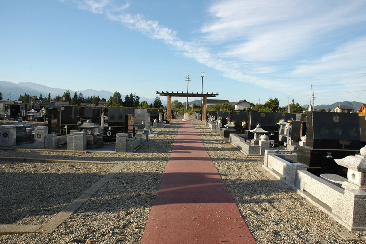 安曇野市営 上沢霊園 