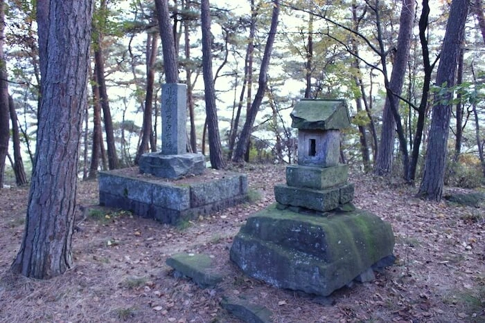 真蔵寺墓地 川柳将軍塚古墳