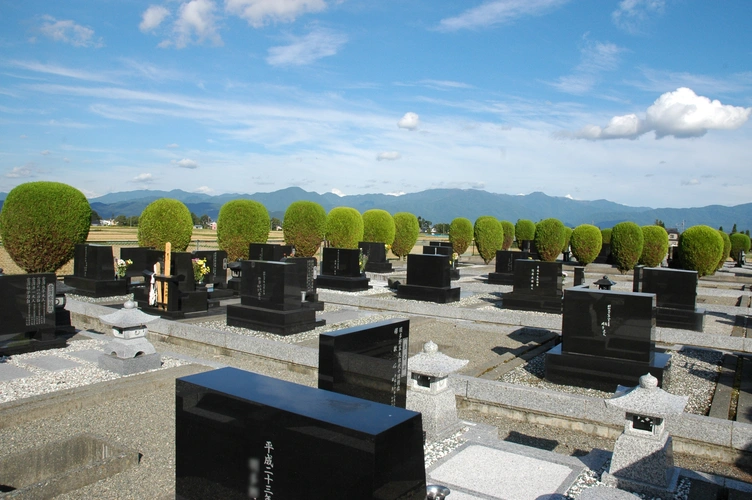 松本市営 あずさがわ霊園 