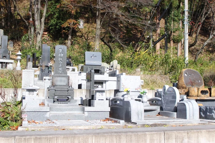 東筑摩郡筑北村 真田古城霊園