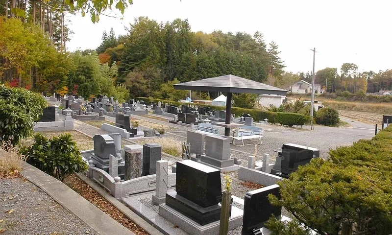 南箕輪村営 泉の森墓地公園 