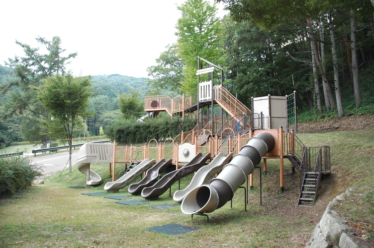 山形村営 なろう原霊園 