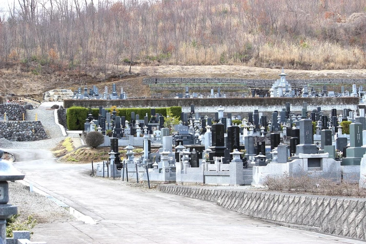 東筑摩郡筑北村 旭霊園