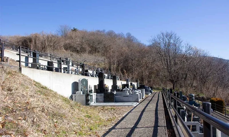 上田市 上野霊園