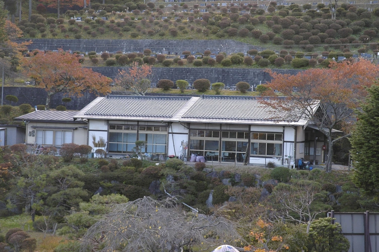 岡谷市営 内山霊園 管理事務所の写真