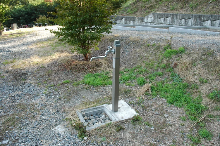 安曇野市営 荻原公園墓地 水汲み場の写真