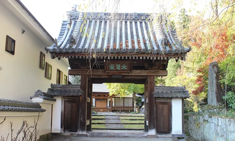 瀧水寺 上城・霊園 