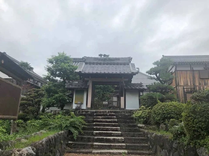 不破郡垂井町 玉泉寺 のうこつぼ