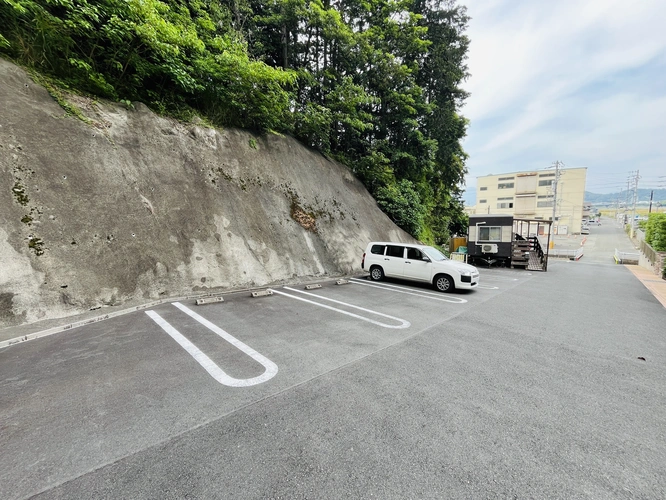 牧ヶ谷霊苑 駐車場の写真