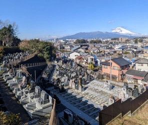 緑豊かなみしま望嶽の丘