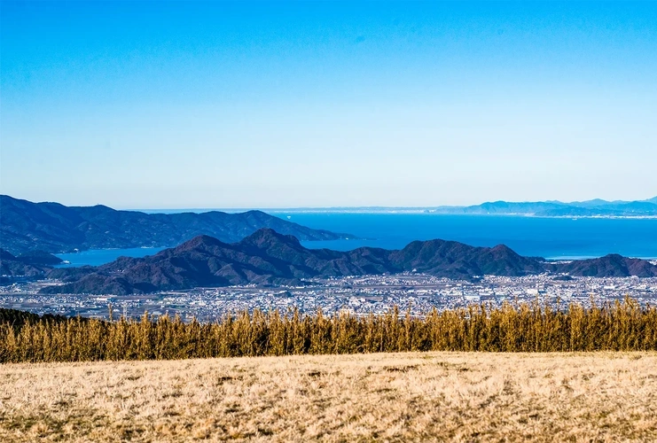 熱海日金山霊園 