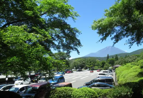 冨士霊園 駐車場の写真