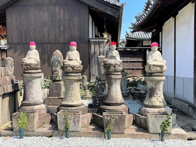 實相寺 のうこつぼ 