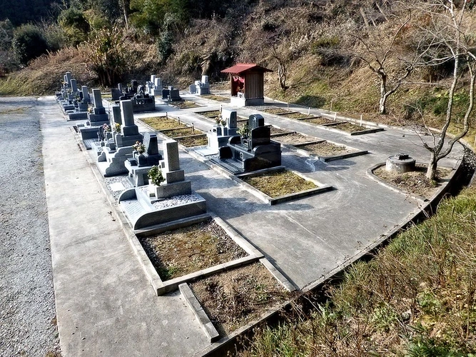 悠遊の森霊園 墓地
