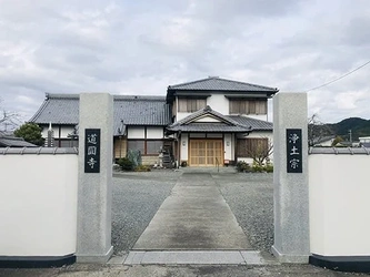 島田市にある寺院墓地