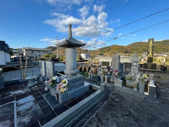 緑豊かな勧富山 高台寺