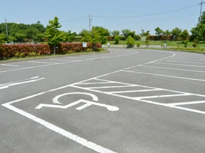 名古屋市営 みどりが丘公園 駐車場の写真