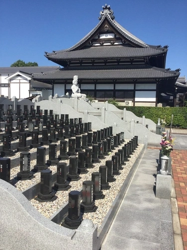 メモリアルガーデン桂林寺 永代供養塔　個人墓