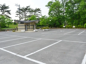 春日井市営 潮見坂平和公園 駐車場の写真