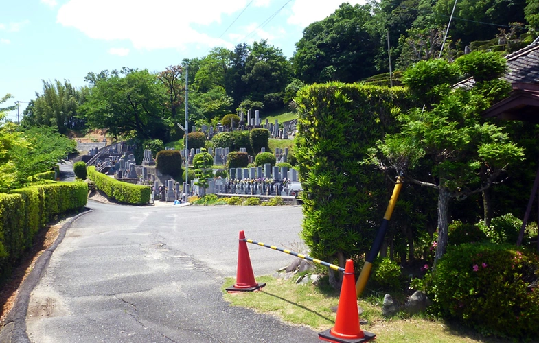 「愛樹木葬」知多古見樹木葬墓地 駐車場の写真