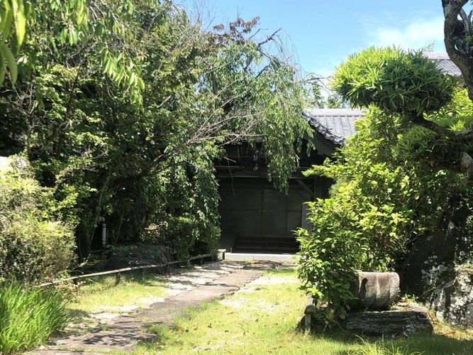 正願寺墓地 書院入口