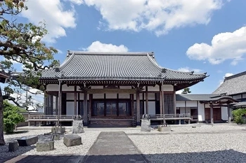 豊田市にある寺院墓地