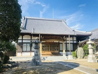 愛知県小牧市にある寺院墓地