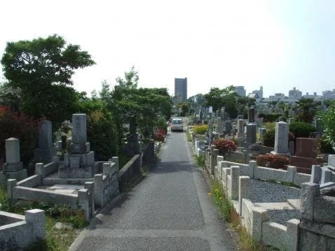 平和公園 松徳院墓地 