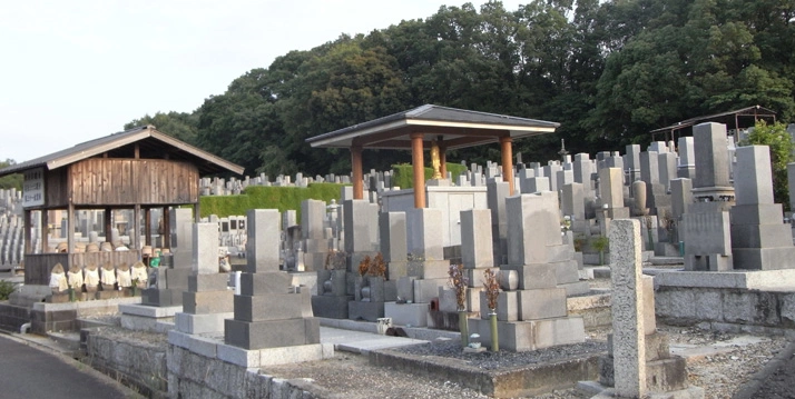 名古屋市千種区 平和公園 聚福院墓地
