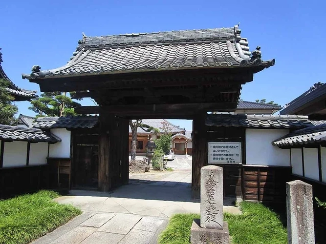 蓮照寺 慈恩の塔 