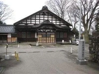 宗教不問の寺院墓地