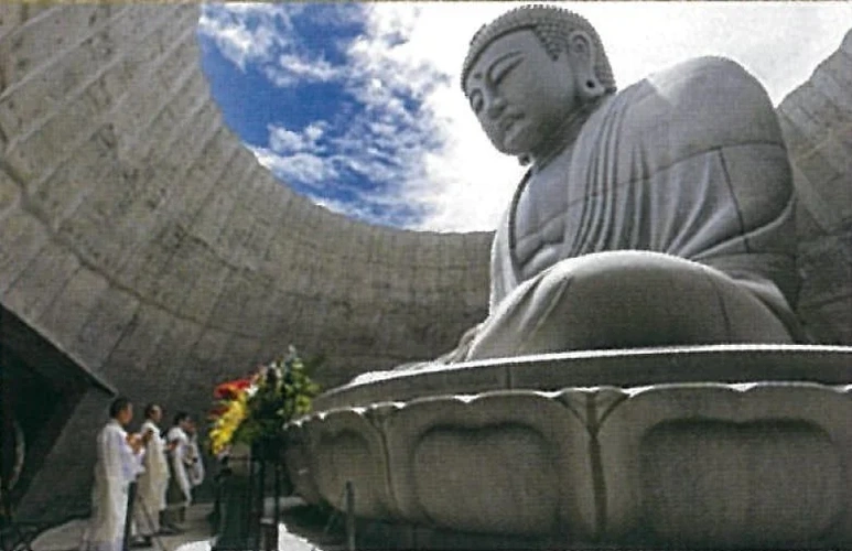 真駒内滝野霊園 頭大仏 