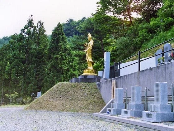 日高寺 永代供養の墓「久遠陵」 