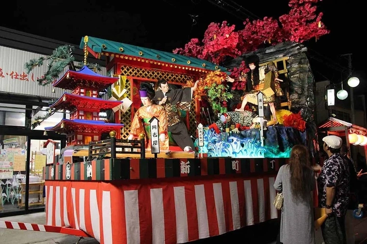 浅舞八幡神社墓苑 