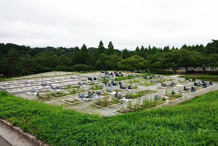 須賀川市墓地公園 