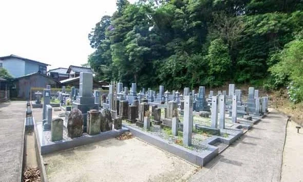 鳥取県の全ての市 本立寺墓地