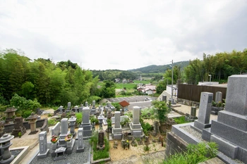 松江市にある寺院墓地