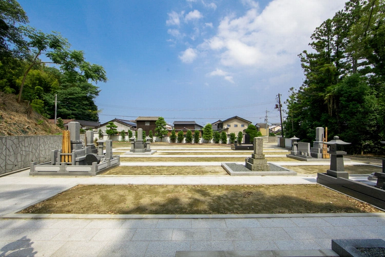 松江市 城西墓苑
