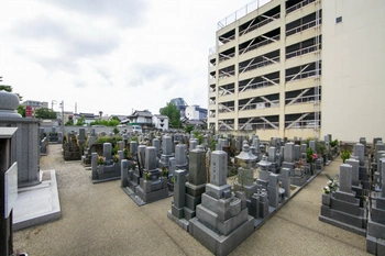 松江市にある寺院墓地