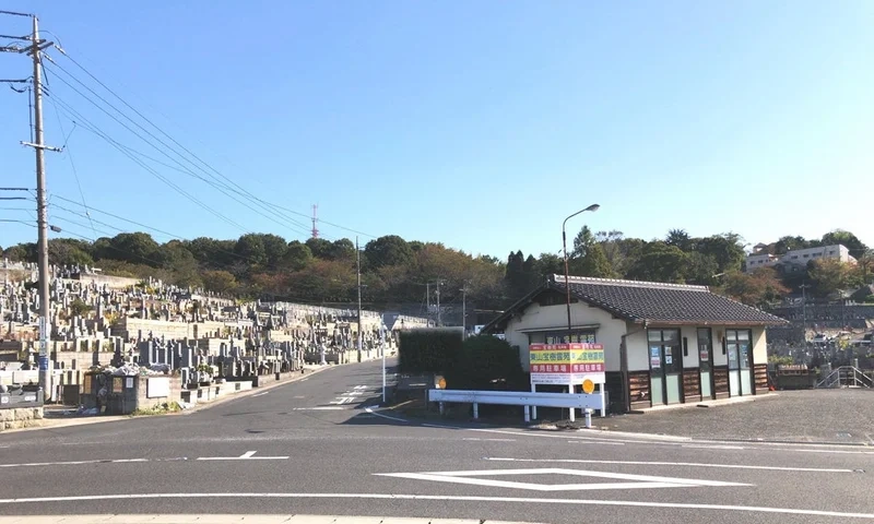 東山宝樹霊苑 