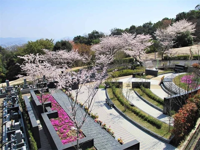 広島平和霊園 