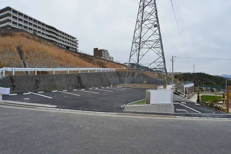 メモリアルパーク春日野 第2 駐車場の写真