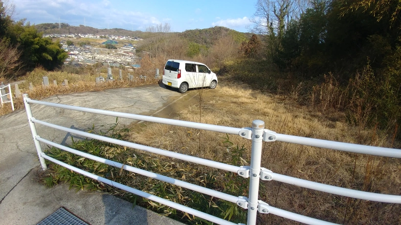 福山市営 神村町山ノ神墓地 駐車場の写真