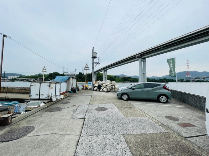 仁保海望霊園 駐車場の写真