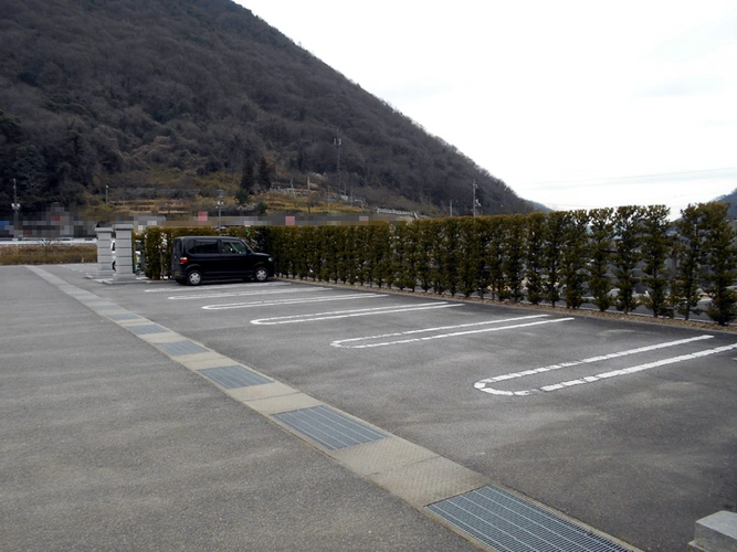 竹原さくら野墓苑 駐車場の写真