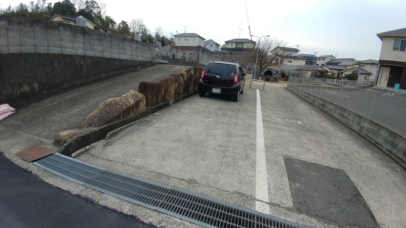 福山市坪生町川原山墓苑 駐車場の写真